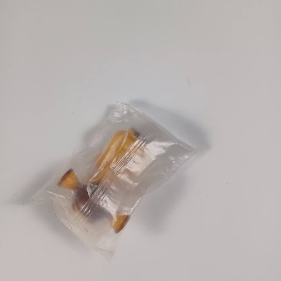 2005 Kelloggs Piper -Robots Movie Roller Toy Mini Figure Cereal Box Toy - Picture 2 of 9